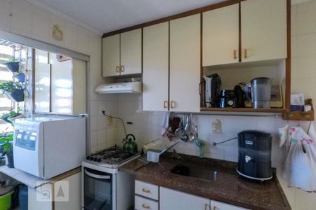 Cozinha de apartamento à venda com 2 quartos, 51m² em Água Funda, São Paulo