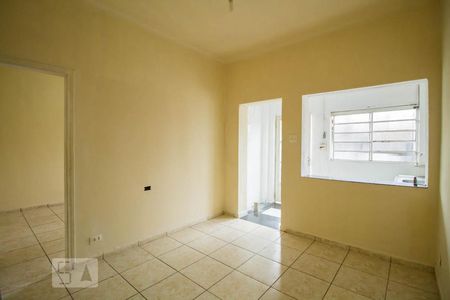 Sala de casa para alugar com 2 quartos, 63m² em Vila Brasílio Machado, São Paulo