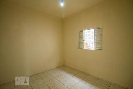 Quarto 2 de casa para alugar com 2 quartos, 63m² em Vila Brasílio Machado, São Paulo