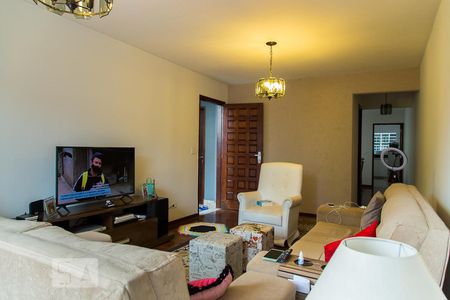Sala de estar de casa à venda com 4 quartos, 200m² em Jardim Jabaquara, São Paulo
