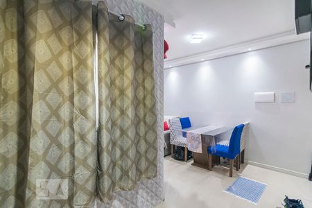 Sala de apartamento para alugar com 2 quartos, 90m² em Vila Helena, Santo André