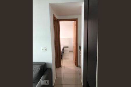 Corredor de apartamento para alugar com 1 quarto, 42m² em Centro, Belo Horizonte