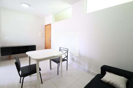 Sala de apartamento para alugar com 1 quarto, 40m² em Tabajaras, Uberlândia