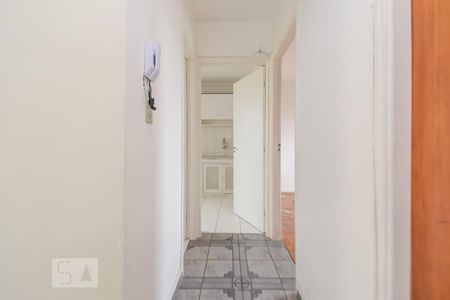 Corredor de apartamento para alugar com 2 quartos, 60m² em Bela Vista, São Paulo