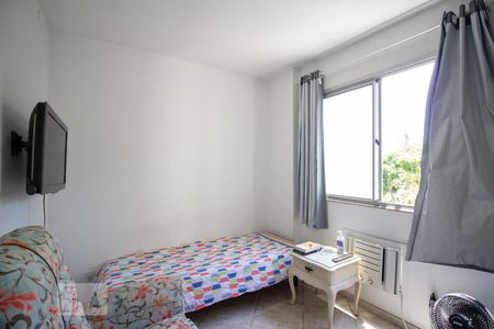 Quarto 2 de apartamento à venda com 3 quartos, 57m² em Anil, Rio de Janeiro