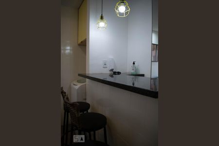 Cozinha de apartamento à venda com 1 quarto, 34m² em Centro Histórico, Porto Alegre