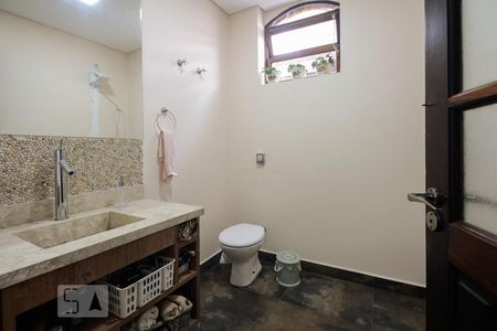Banheiro Social 1 de casa à venda com 4 quartos, 247m² em Quarta Parada, São Paulo
