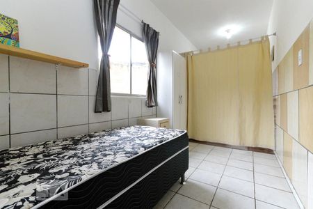 Quarto de kitnet/studio para alugar com 1 quarto, 30m² em Serraria, São José