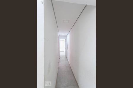 Corredor de casa para alugar com 2 quartos, 360m² em São Marcos, Belo Horizonte