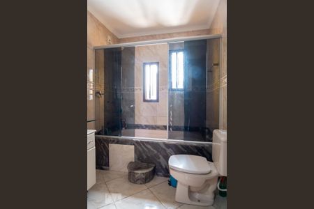 Casa à venda com 170m², 3 quartos e 3 vagas Casa à venda com 170m², 3 quartos e 3 vagasBanheiro da Suíte