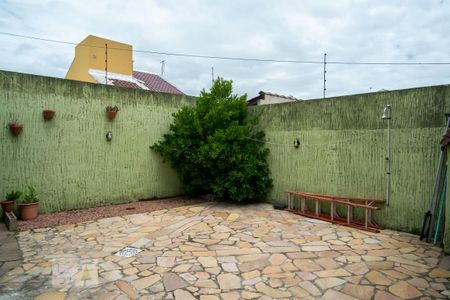Casa à venda com 170m², 3 quartos e 3 vagas Casa à venda com 170m², 3 quartos e 3 vagasQuintal