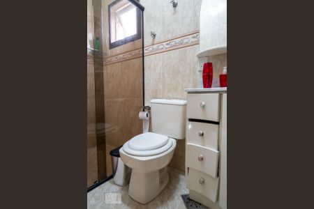 Casa à venda com 170m², 3 quartos e 3 vagas Casa à venda com 170m², 3 quartos e 3 vagasBanheiro Social