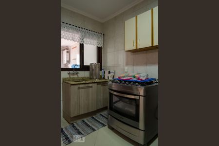 Casa à venda com 170m², 3 quartos e 3 vagas Casa à venda com 170m², 3 quartos e 3 vagasCozinha