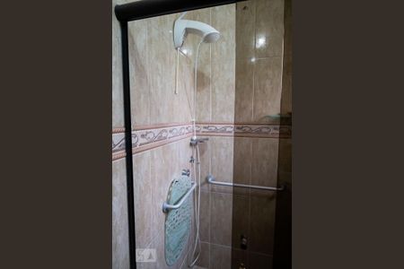 Casa à venda com 170m², 3 quartos e 3 vagas Casa à venda com 170m², 3 quartos e 3 vagasBanheiro Social