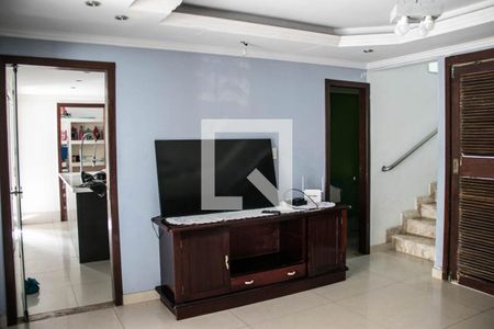 Sala 2 de casa para alugar com 4 quartos, 315m² em Praia do Flamengo, Salvador
