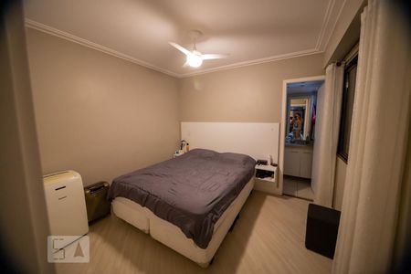Suite de apartamento à venda com 2 quartos, 73m² em Cidade São Francisco, São Paulo