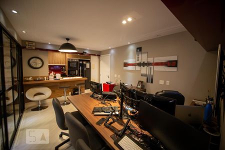 Sala de apartamento à venda com 2 quartos, 73m² em Cidade São Francisco, São Paulo