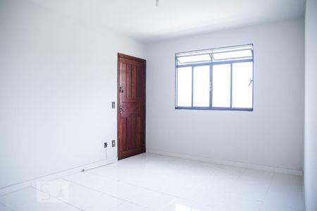 Sala de apartamento para alugar com 3 quartos, 70m² em Novo Eldorado, Contagem