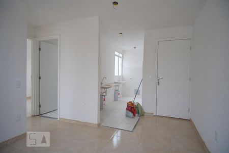 Sala de apartamento à venda com 2 quartos, 44m² em Mato Grande, Canoas