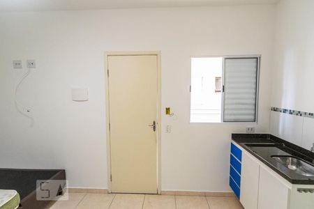 Cozinha de kitnet/studio para alugar com 1 quarto, 20m² em Vila Prudente, São Paulo