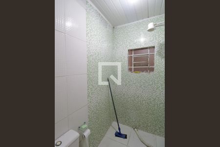 Banheiro de casa para alugar com 1 quarto, 70m² em Vila Isolina Mazzei, São Paulo