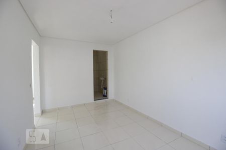 Sala/Quarto de casa para alugar com 1 quarto, 42m² em Itaquera, São Paulo