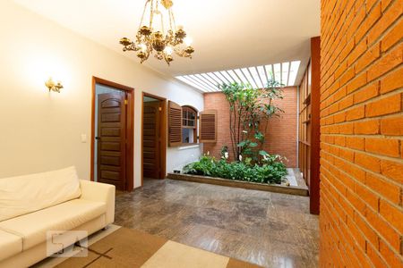 Sala de casa à venda com 3 quartos, 330m² em Parque Edu Chaves, São Paulo