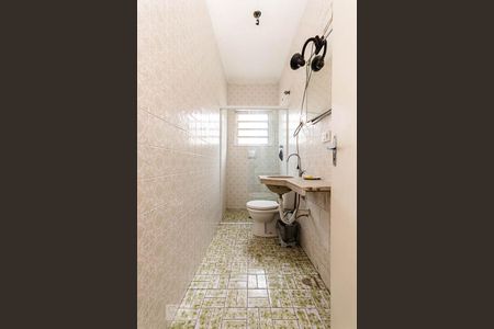 Lavabo  de casa para alugar com 3 quartos, 213m² em Alto da Mooca, São Paulo
