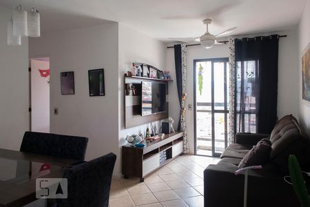 SALA de apartamento para alugar com 3 quartos, 64m² em Vila Carbone, São Paulo