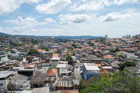 VISTA SALA de apartamento para alugar com 3 quartos, 64m² em Vila Carbone, São Paulo