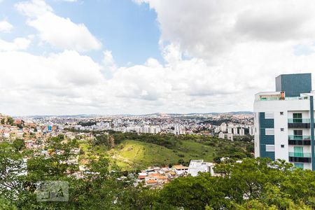 Vista da Varanda de apartamento para alugar com 3 quartos, 163m² em Ouro Preto, Belo Horizonte