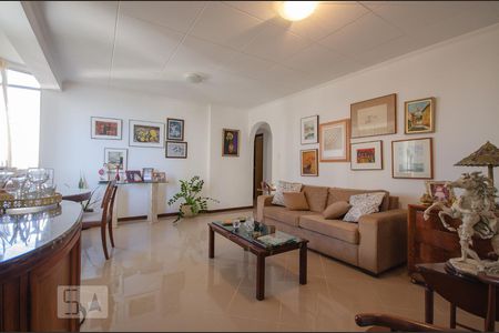 Sala de apartamento para alugar com 3 quartos, 114m² em Barra, Salvador