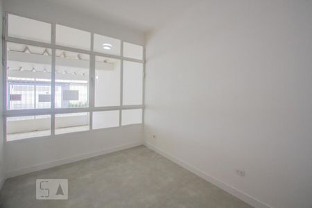 Escritório de casa para alugar com 5 quartos, 230m² em Vila Sao Francisco (zona Sul), São Paulo