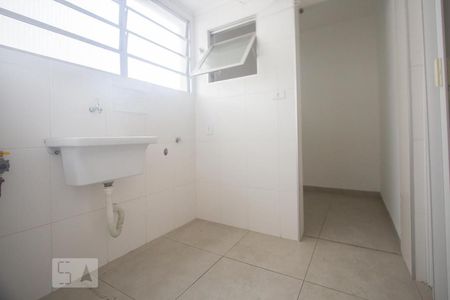 Área de Serviço de casa para alugar com 5 quartos, 230m² em Vila Sao Francisco (zona Sul), São Paulo