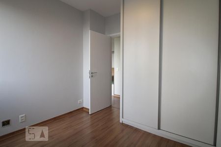 Quarto de apartamento para alugar com 2 quartos, 75m² em Campo Belo, São Paulo