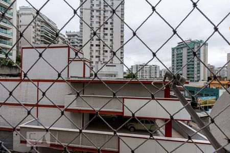 Vista da Sala de apartamento para alugar com 3 quartos, 110m² em Santa Rosa, Niterói