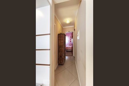 Corredor de casa de condomínio para alugar com 2 quartos, 111m² em Estância Velha, Canoas