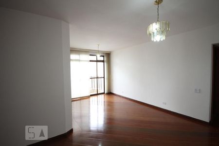 Sala de apartamento para alugar com 3 quartos, 110m² em Vila Gumercindo, São Paulo