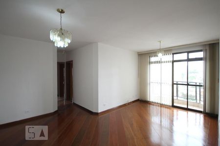 Sala de apartamento para alugar com 3 quartos, 110m² em Vila Gumercindo, São Paulo