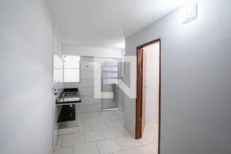 Sala  de kitnet/studio para alugar com 1 quarto, 25m² em Santa Efigênia, Belo Horizonte
