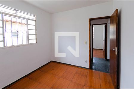 Quarto 2 de apartamento para alugar com 2 quartos, 51m² em Estoril, Belo Horizonte