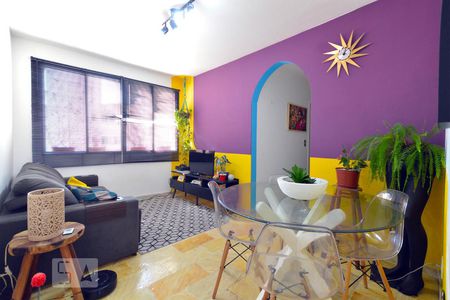 Sala de apartamento para alugar com 2 quartos, 68m² em Capoeiras, Florianópolis