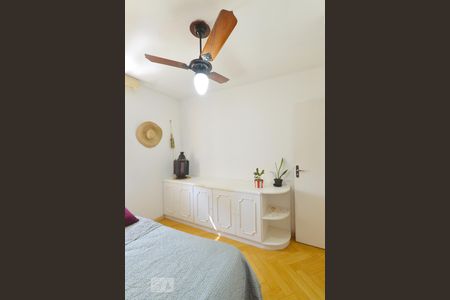 Quarto 1 de apartamento para alugar com 2 quartos, 68m² em Capoeiras, Florianópolis