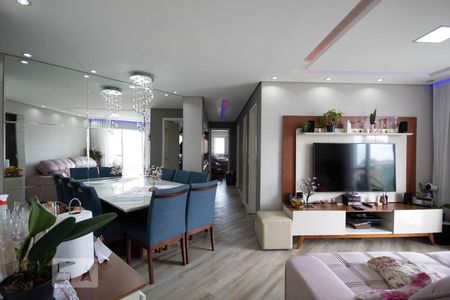 Sala de apartamento à venda com 3 quartos, 93m² em Vila Osasco, Osasco