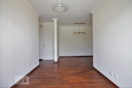 Sala de apartamento para alugar com 3 quartos, 88m² em Jardim Londrina, São Paulo