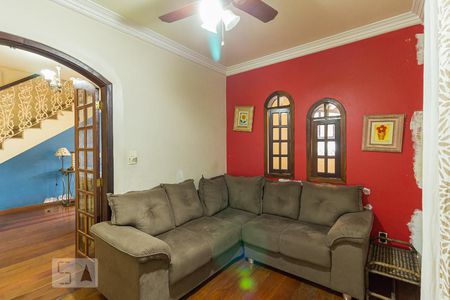 Sala de TV de casa para alugar com 6 quartos, 480m² em Campo Grande, Rio de Janeiro