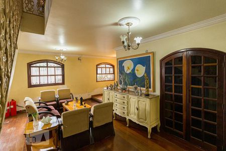 Sala de casa para alugar com 6 quartos, 480m² em Campo Grande, Rio de Janeiro