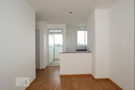 Sala de apartamento para alugar com 2 quartos, 45m² em Piratininga (venda Nova), Belo Horizonte