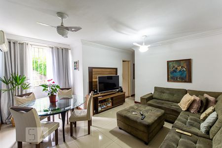 Sala de apartamento à venda com 2 quartos, 60m² em Engenhoca, Niterói