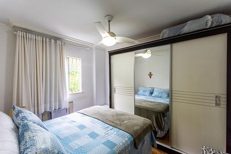 Quarto 2 de apartamento à venda com 2 quartos, 60m² em Engenhoca, Niterói